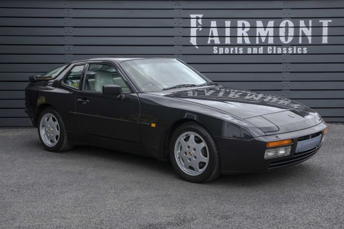 1990 Porsche 944 Turbo - best colour combo, lovely condition SOLD