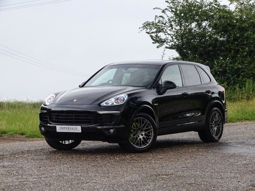 2017 Porsche CAYENNE VERKOCHT
