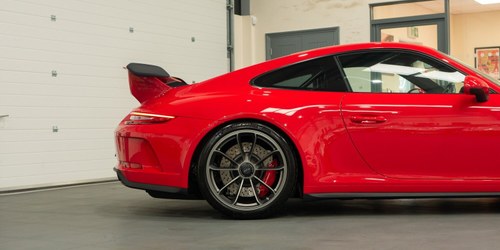 2017 Porsche 911 - 8
