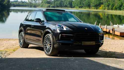 Picture of PORSCHE CAYENNE 3.0T V6 TIPTRONICS 4WD EURO 6 (SS) 5DR 2019 - For Sale