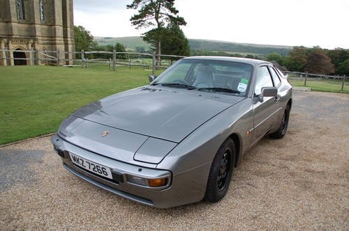 1986 Porsche 944 Lux  (MANUAL) £17,000 of invoices !! SOLD