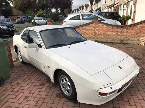 1986 PORSCHE 944 - MANUAL WHITE - PRICED TO SELL For Sale