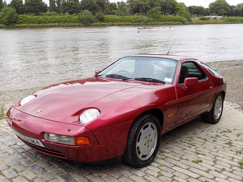 1989 PORSCHE 928 S4 AUTOMATIC COUPE - ONLY 30,000 MILES! SOLD