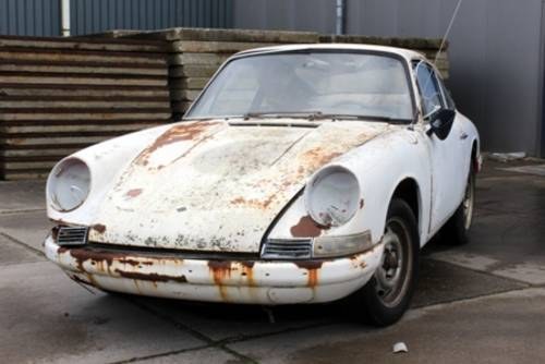Porsche 912 1966 without engine, to be restored In vendita