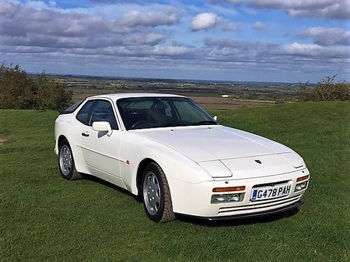 1989 PORSCHE 944 S2 - KEENLY PRICED AND WELL MAINTAINED For Sale by Auction