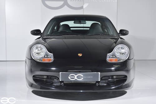2001 Stunning Porsche 996.1 GT3 with just 16k miles from new! In vendita