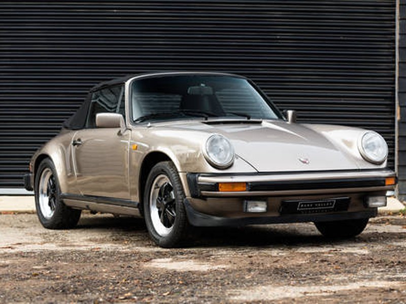 Porsche 911 Carrera 3.2 Cabriolet