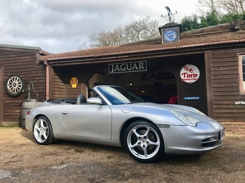 2003 PORSCHE 911 996 C2 CONVERTIBLE MANUAL FACELIFT VENDU