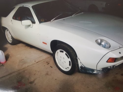 1983 Porsche 928S being fully restored. Very low mileage. Nice hi For Sale
