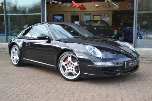 2006 Porsche 911 3.8 997 Carrera S manual - 45,000 miles In vendita