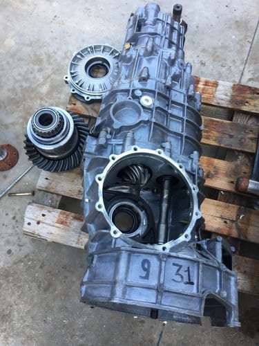 Gearbox 5 speed for Porsche 964 SOLD
