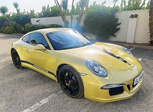 2015 PORSCHE 911 CARRERA GTS 3.8 PDK LHD MOST EXCLUSIVE SPEC - PX VENDU