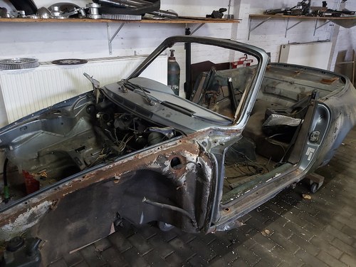 1983 Porsche 911 Convertible Body with UK V5 For Sale