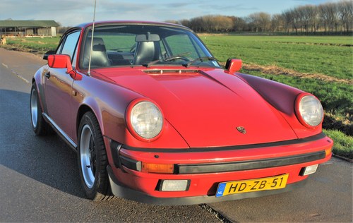 1984 Porsche 911 Coupe 3.2 Carrera Turbo-look LHD For Sale