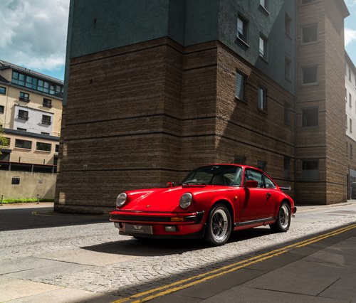 1988 Beautiful Condition Porsche 911 SOLD