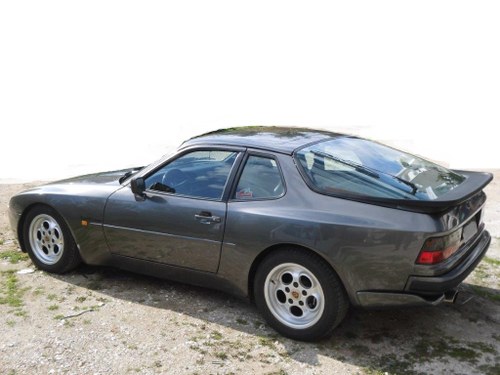 1986 PORSCHE 944 TURBO, 2 owners, only 46000 miles ! For Sale