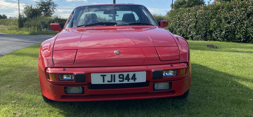 1988 Porsche 944 stunning car with 944 plate For Sale