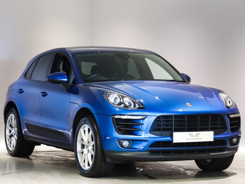 1 Owner Porsche Macan