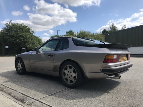 1988 Porsche 944 Turbo S Silver Rose - 2 owners from new In vendita