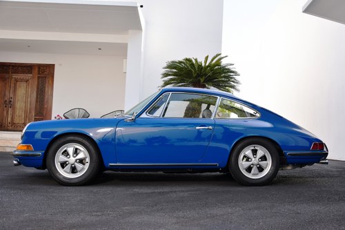 Gorgeous 1967 Porsche 911S in Gulf Blue! For Sale