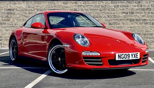 2009 Stunning rare 911 997 Carrera 4 Guards red For Sale