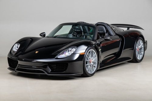 Wanted Porsche 918 Spyder Weissach