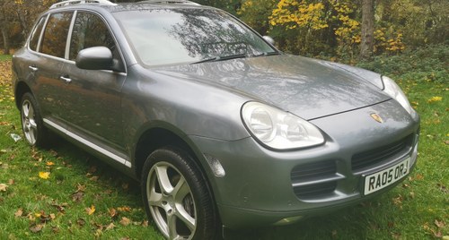 2005 Porsche, CAYENNE, S 3.2 petrol automatic. For Sale