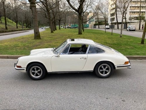 1969 Porsche 911 - 2