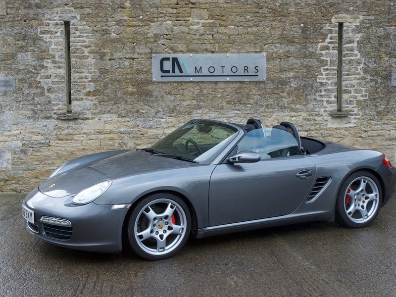 Stunning 987 3.4S in Meteor Grey