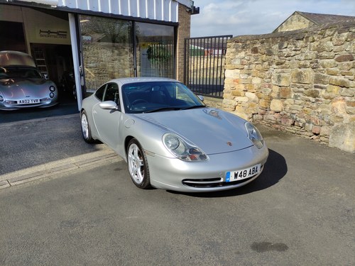 2000 Porsche 911 Carrera 4 Tiptronic Coupe VENDIDO