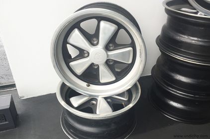 Picture of Fuchs Wheels for 911 2.7 Carrera 1976