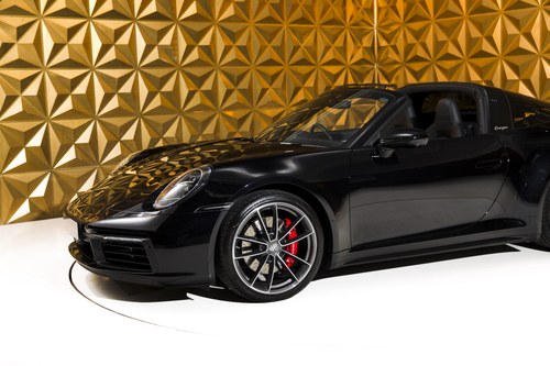 2021 Porsche 911 - 3