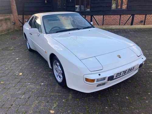 1986 PORSCHE 944 For Sale by Auction