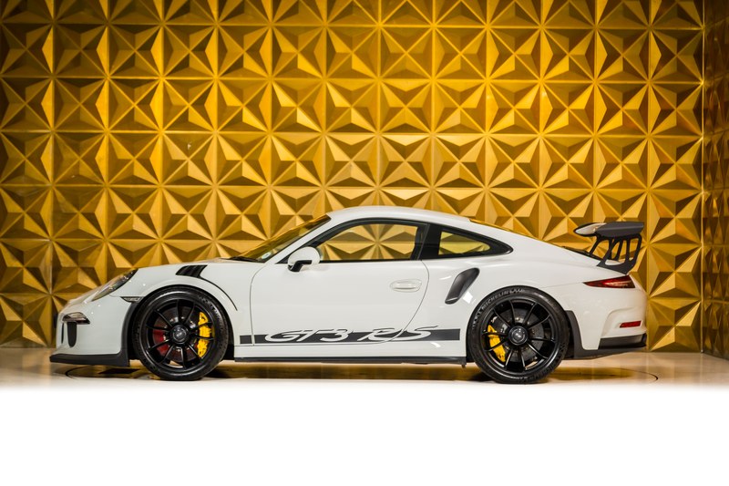 2016 Porsche 911 - 4