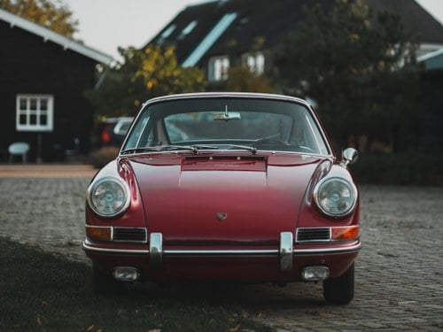 1965 Porsche 911 - 3
