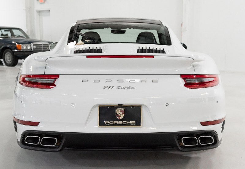 2018 Porsche 911 - 4