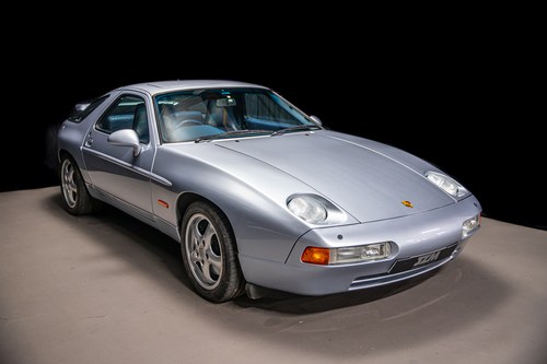 1995 928 GTS: Supplied With An Full Documented History In vendita