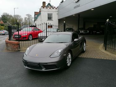 Picture of Porsche Cayman 718 (Manual)