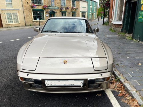 Excellent Condition, Low Milage, 1985 Porsche 944