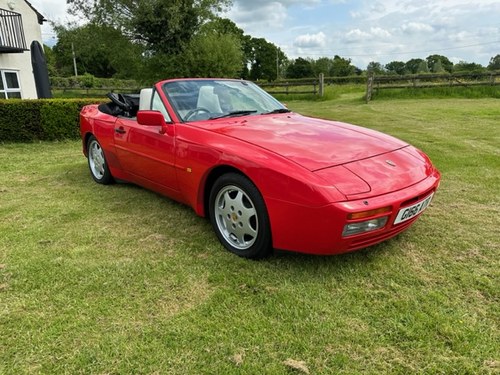 1989 Porsche 944 S2