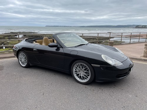 2001 Porsche 911 Carrera 4