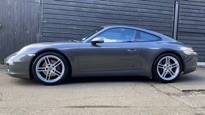 PORSCHE 911/991 3.4 CARRERA PDK COUPE Low Mileage,2 Owners