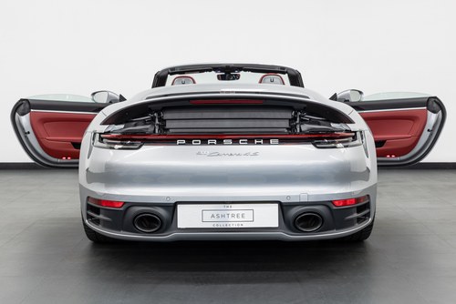 2023 Porsche 911 - 9