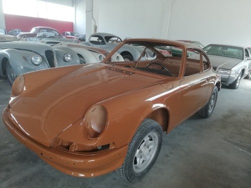 1970 Porsche 911 - 2