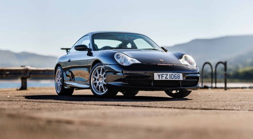 2000 Porsche 911 Carrera