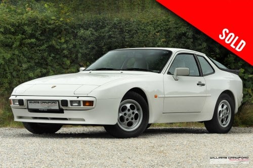 1988 Porsche 944 manual coupe (2.7 litre) 44,930 miles VENDU