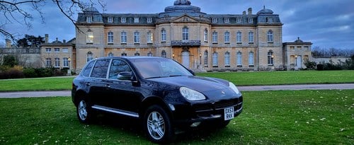 2005LHD PORSCHE CAYENNE 4.5 TIPTRONIC S,AUTO-LEFT HAND DRIVE À venda