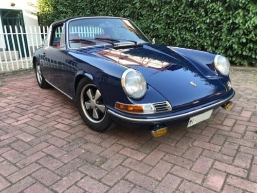 PORSCHE 911 2.2 T - Targa 1969 VENDIDO