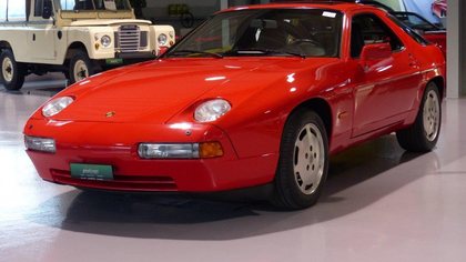 Freshly veteran-tested and perfectly maintained Porsche 928