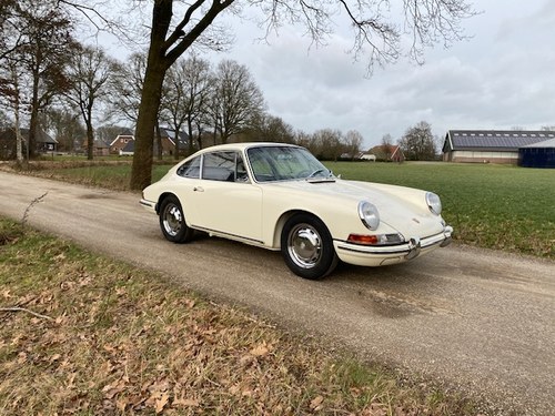 1966 Porsche 911 2.0 SWB 01/1966